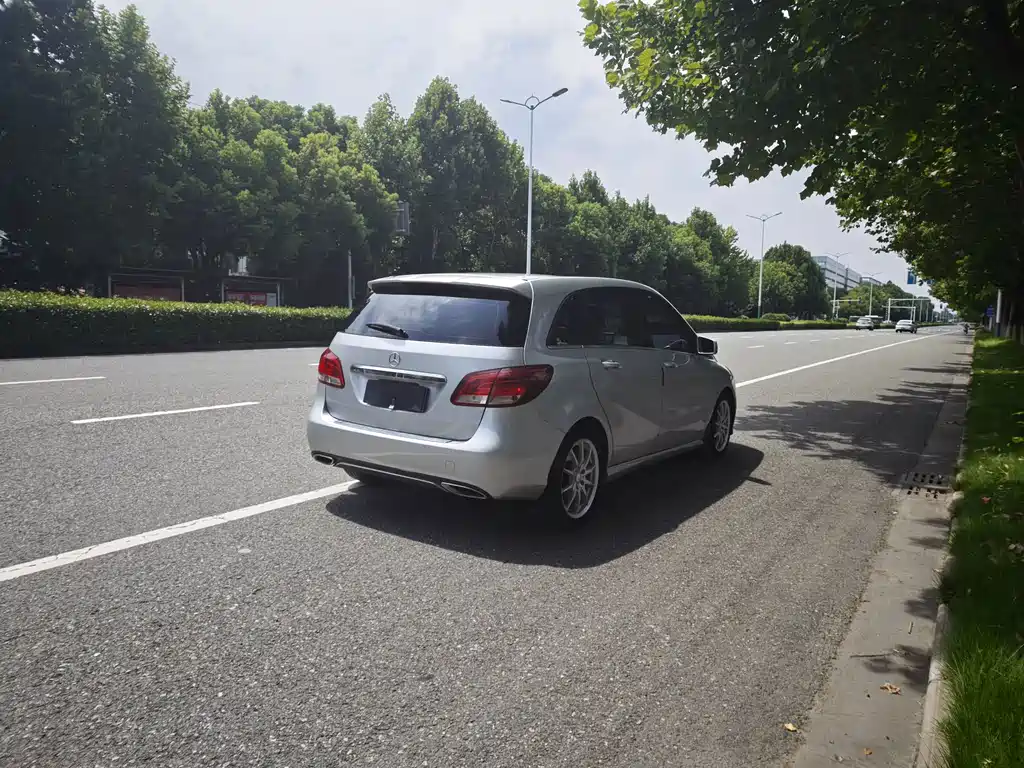 Mercedes-Benz B-Class 2015 — фото 4