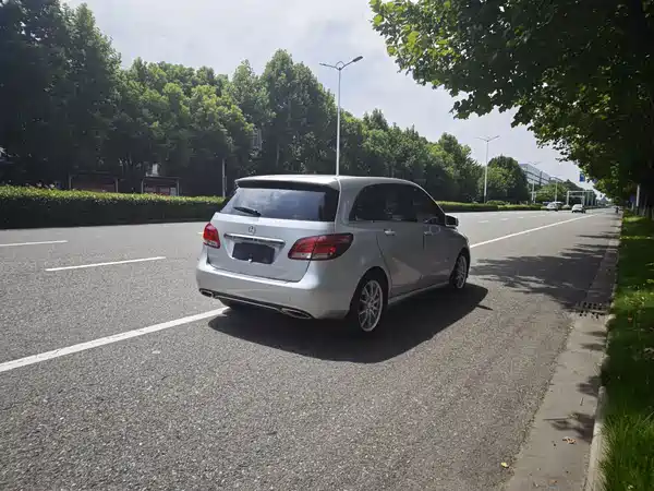 Mercedes-Benz B-Class 2015