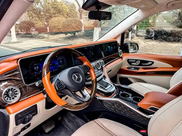 Mercedes-Benz Vito 2023