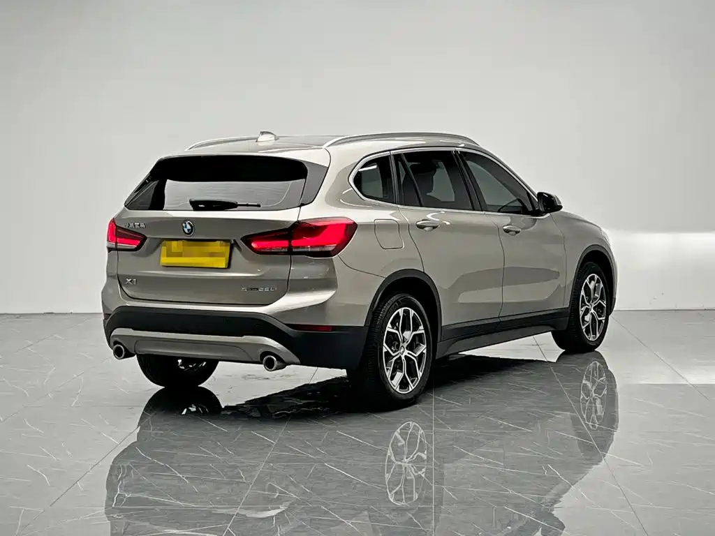 BMW X1 2023 — фото 6