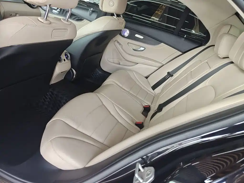 Mercedes-Benz C-Class 2015 — фото 17