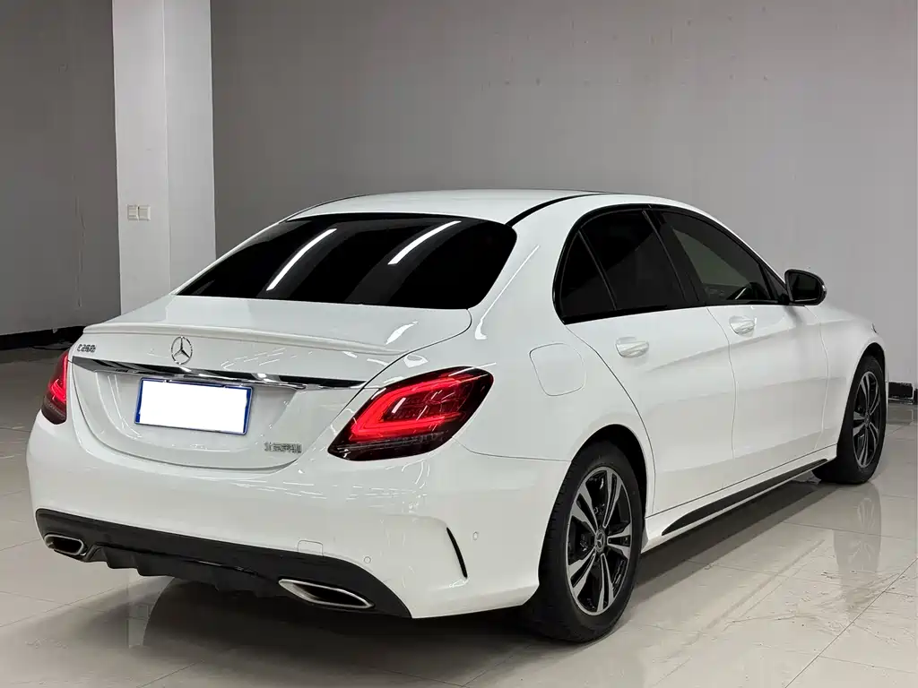 Mercedes-Benz C-Class 2020 — фото 6