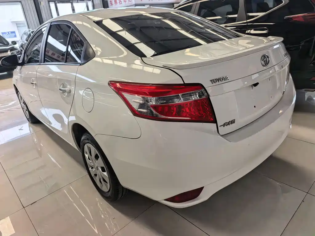 Toyota Vios 2015