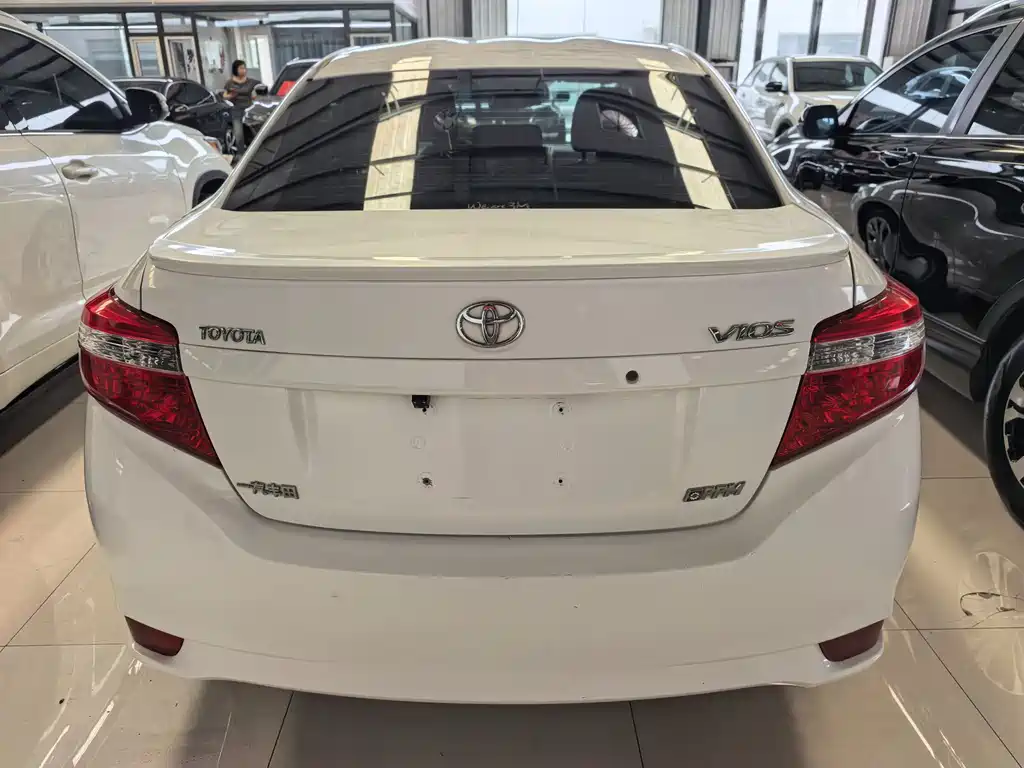 Toyota Vios 2015