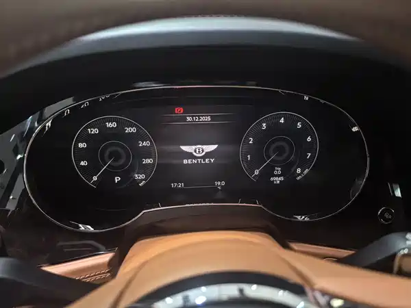 Bentley Bentayga 2021