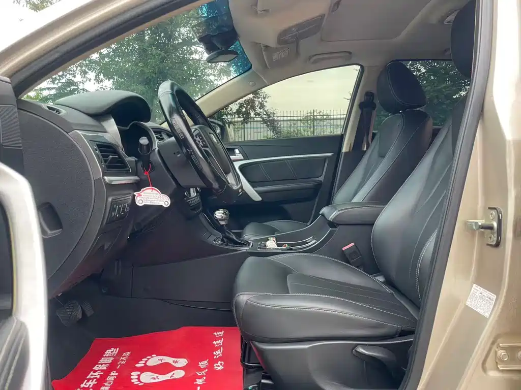 Geely Emgrand 2018