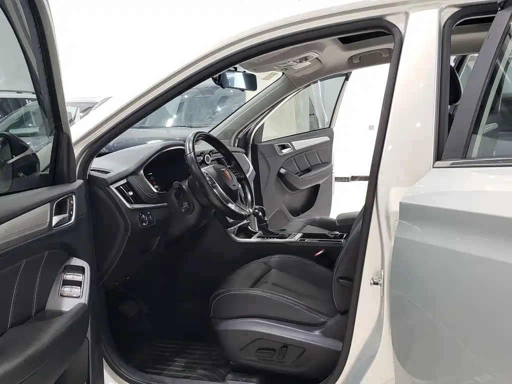 Roewe RX5 New Energy 2020 — фото 14