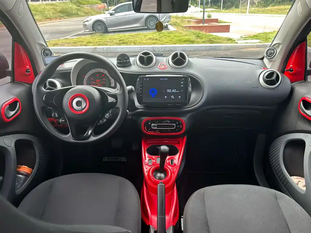 smart fortwo 2016 — фото 6
