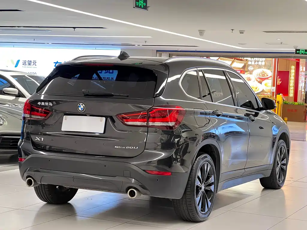 BMW X1 2020 — фото 4
