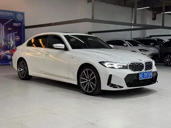BMW 3 Series 2024