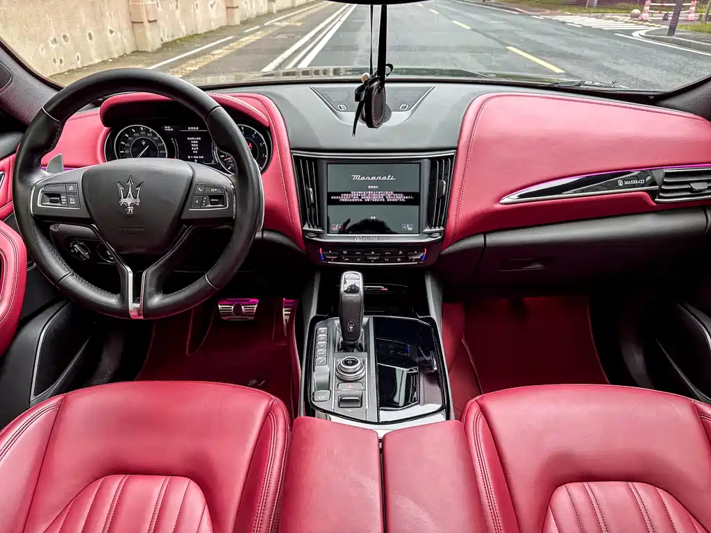 Maserati Levante 2021 — фото 7
