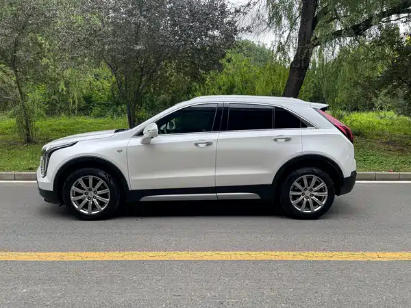 Cadillac XT4 2018
