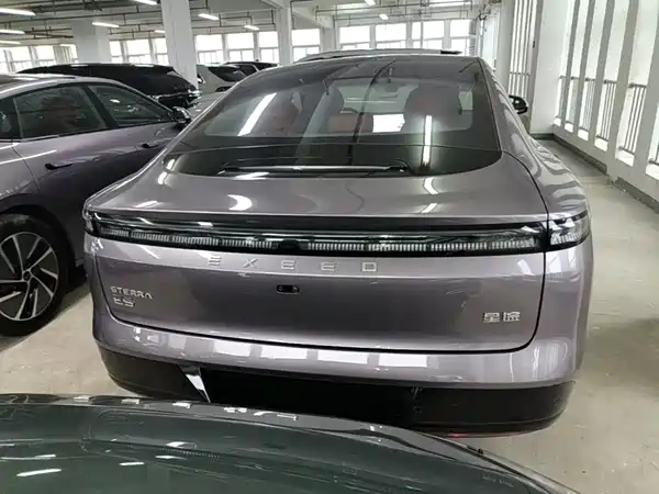 Exeed ES 2025