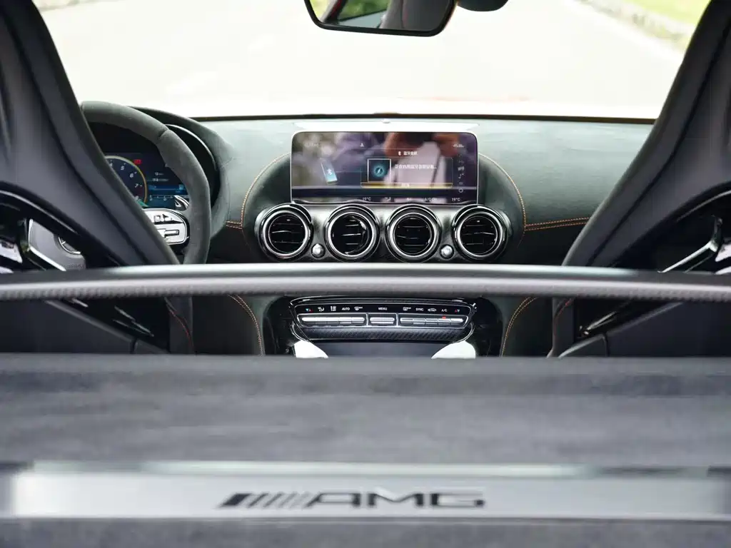 Mercedes-Benz AMG GT 2023 — фото 15
