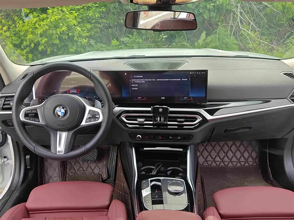 BMW 3 Series 2023 — фото 16