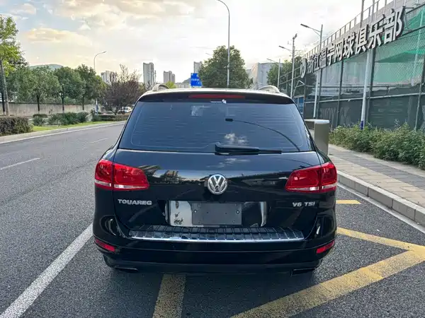 Volkswagen Touareg 2015