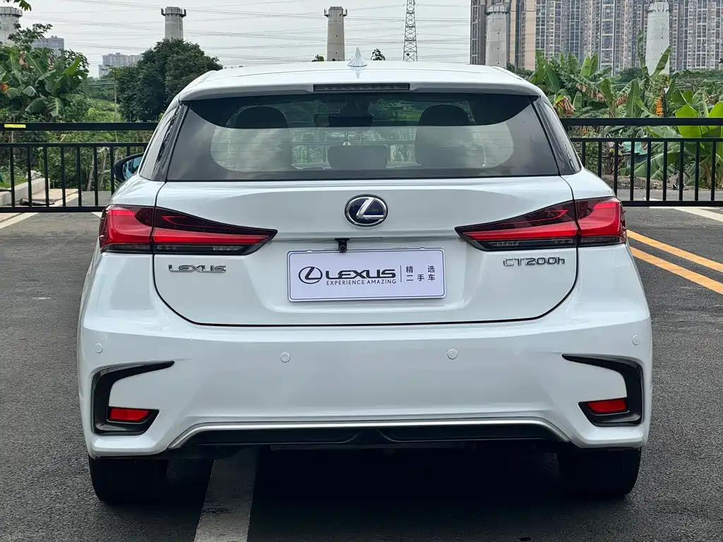 Lexus CT 2020 — фото 8