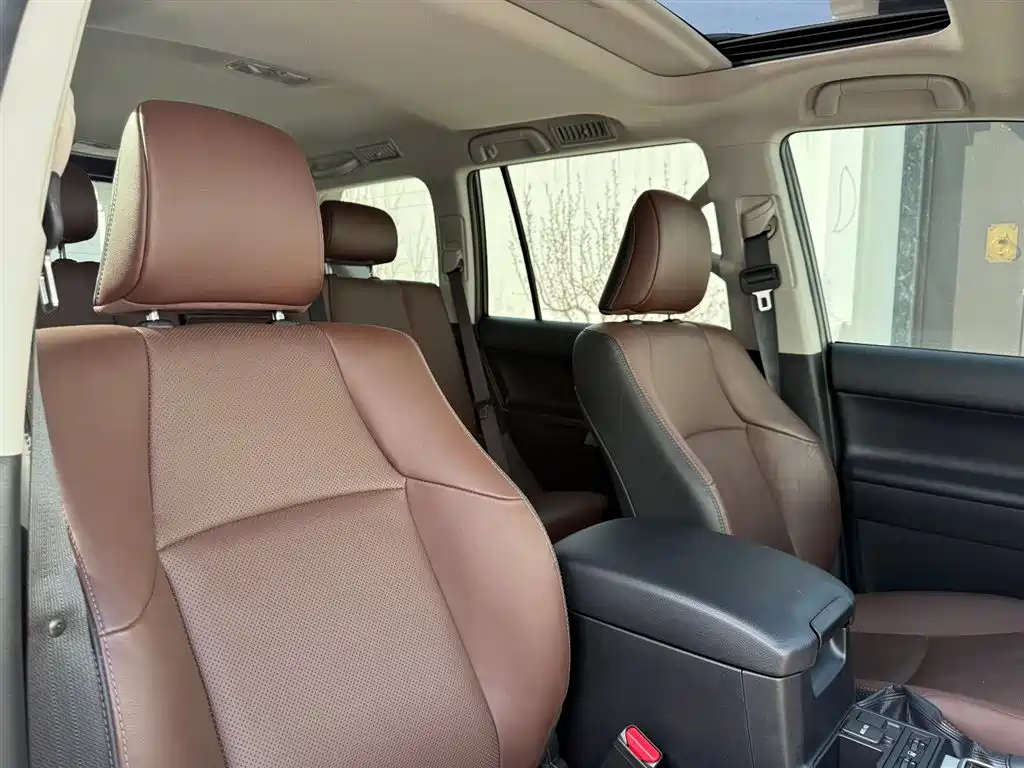 Toyota Prado 2020 — фото 18