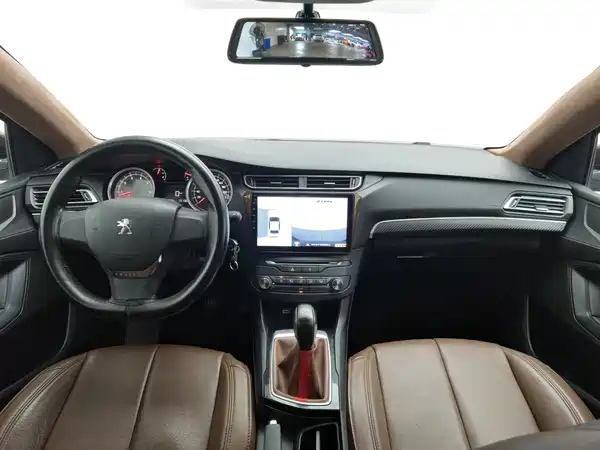 Peugeot 408 2015