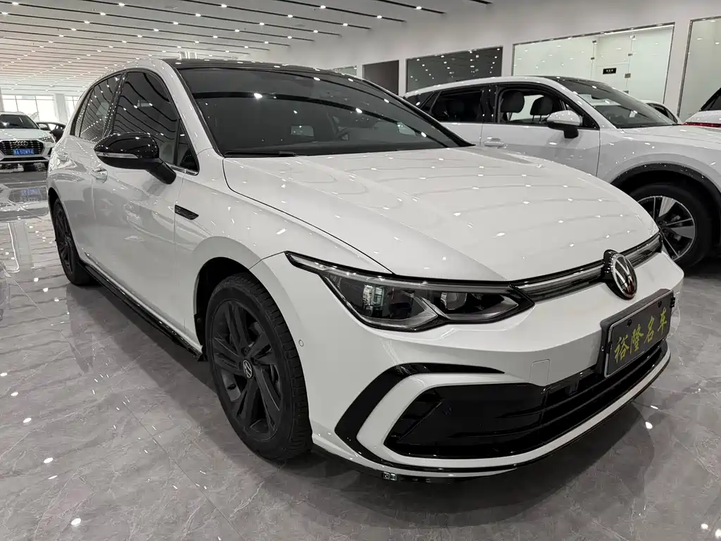 Volkswagen Golf 2022