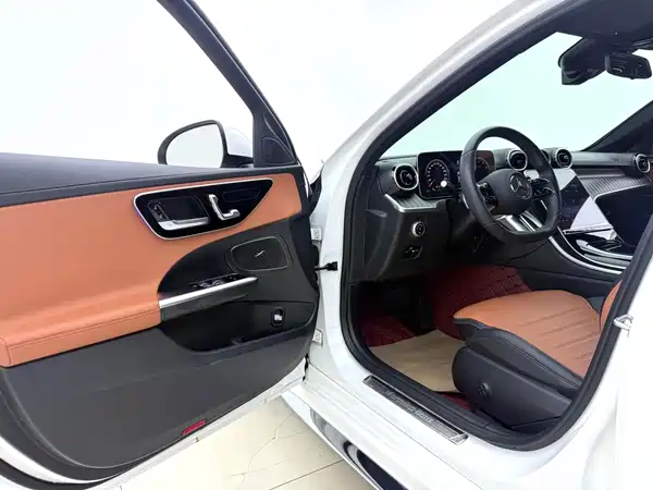 Mercedes-Benz C-Class 2022