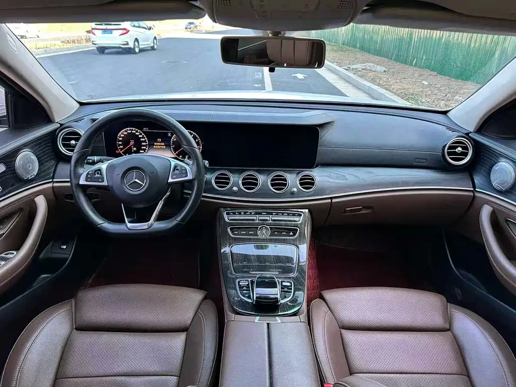 Mercedes-Benz E-Class 2018 — фото 5