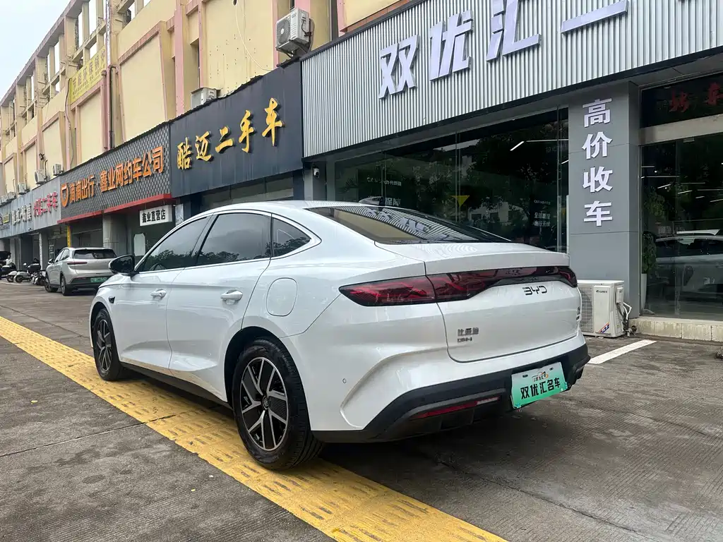 BYD Qin L 2025 — фото 9