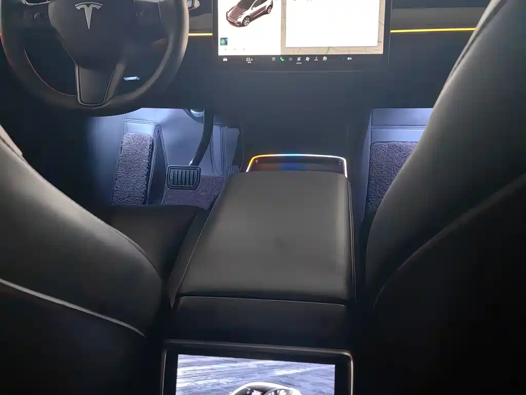 Tesla Model Y 2023 — фото 11