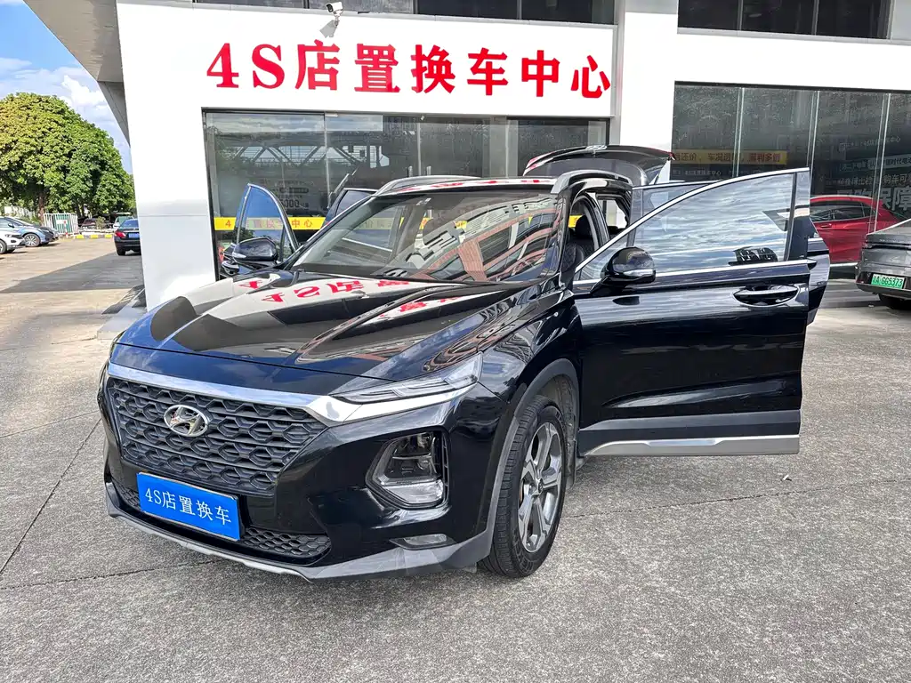 Hyundai Santa Fe 2020 — фото 22