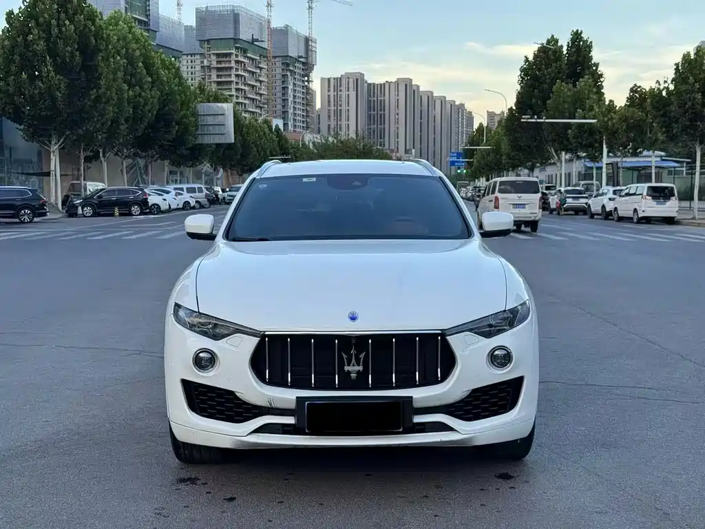 Maserati Levante 2017 — фото 2