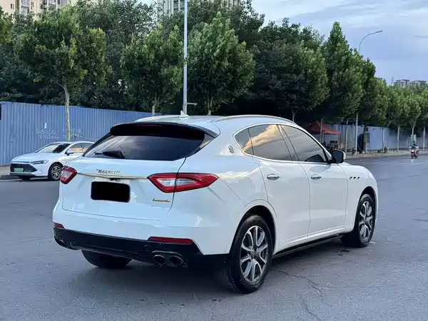 Maserati Levante 2017