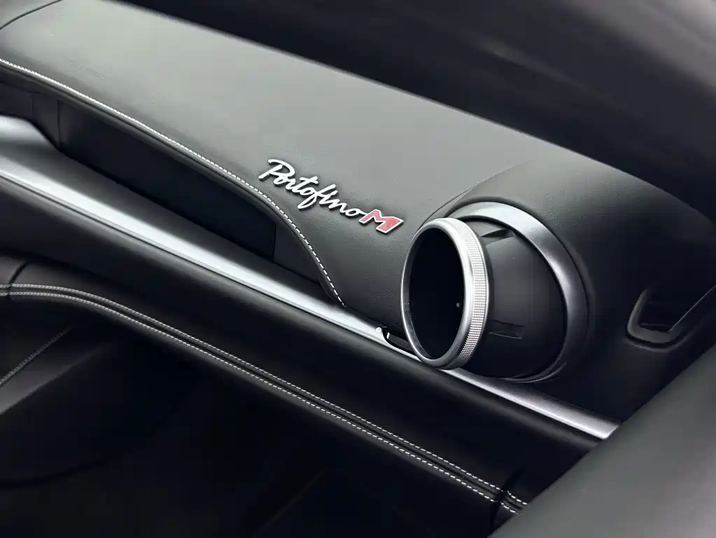 Ferrari Portofino 2021 — фото 13