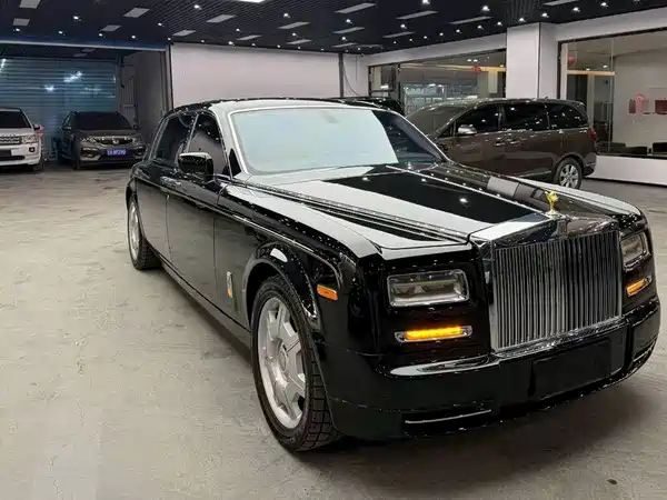 Rolls-Royce Phantom 2006