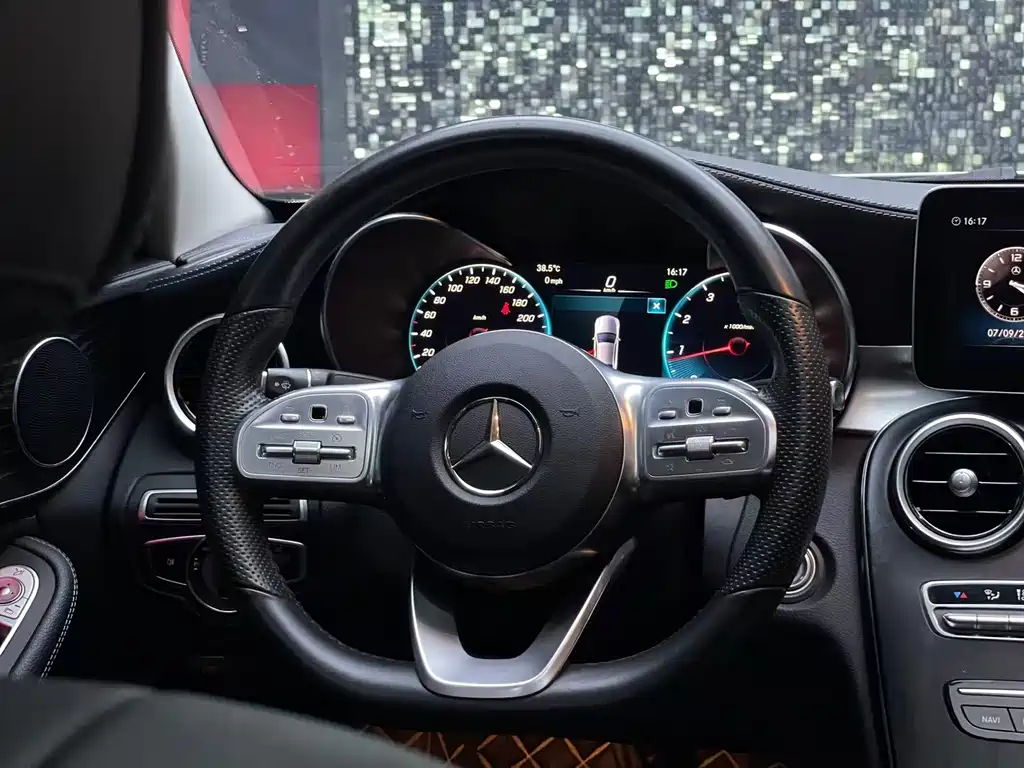 Mercedes-Benz C-Class 2020 — фото 13