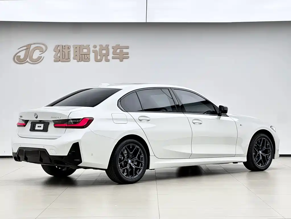 BMW 3 Series 2025