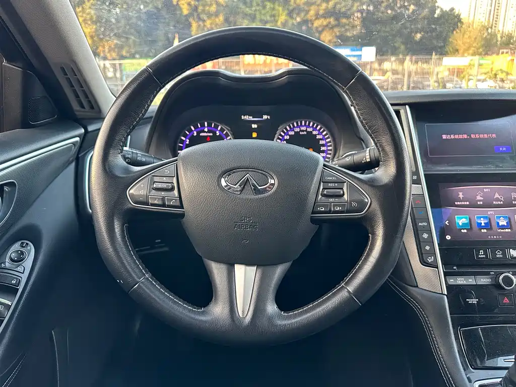 Infiniti Q50L 2017 — фото 7
