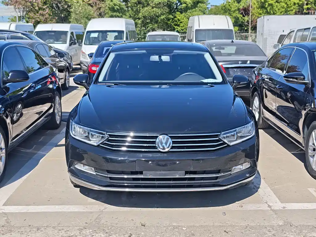 Volkswagen Magotan 2017 — фото 2