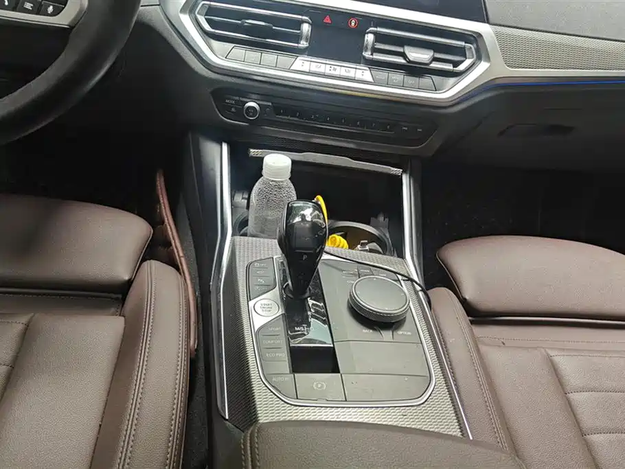 BMW 3 Series 2021 — фото 13