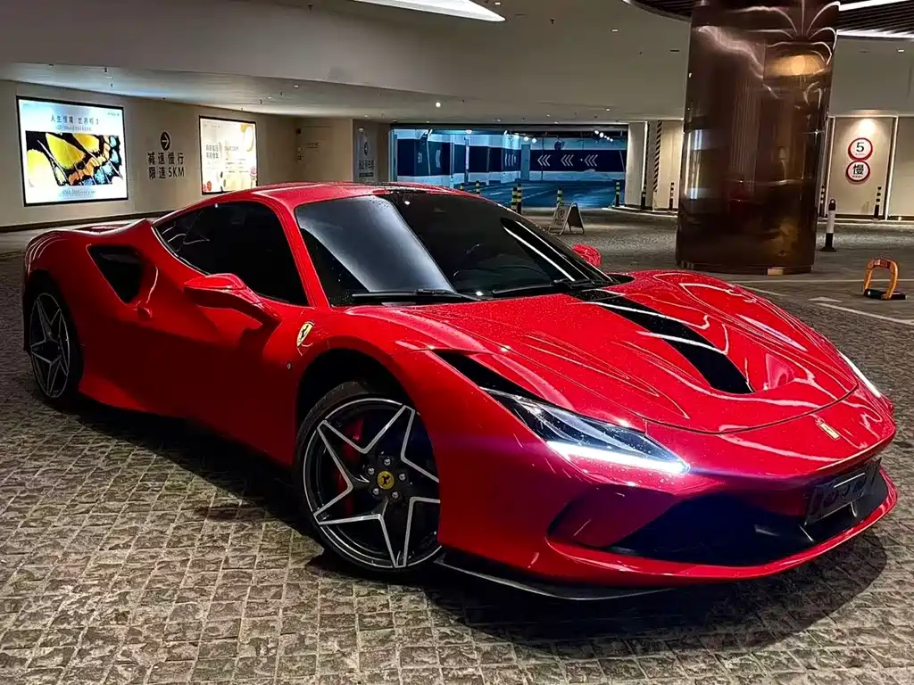 Ferrari F8 2021 — фото 1
