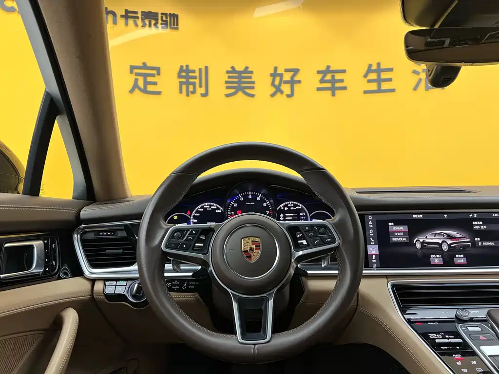 Porsche Panamera 2019 — фото 13