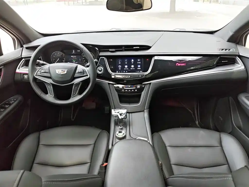 Cadillac XT5 2021 — фото 10