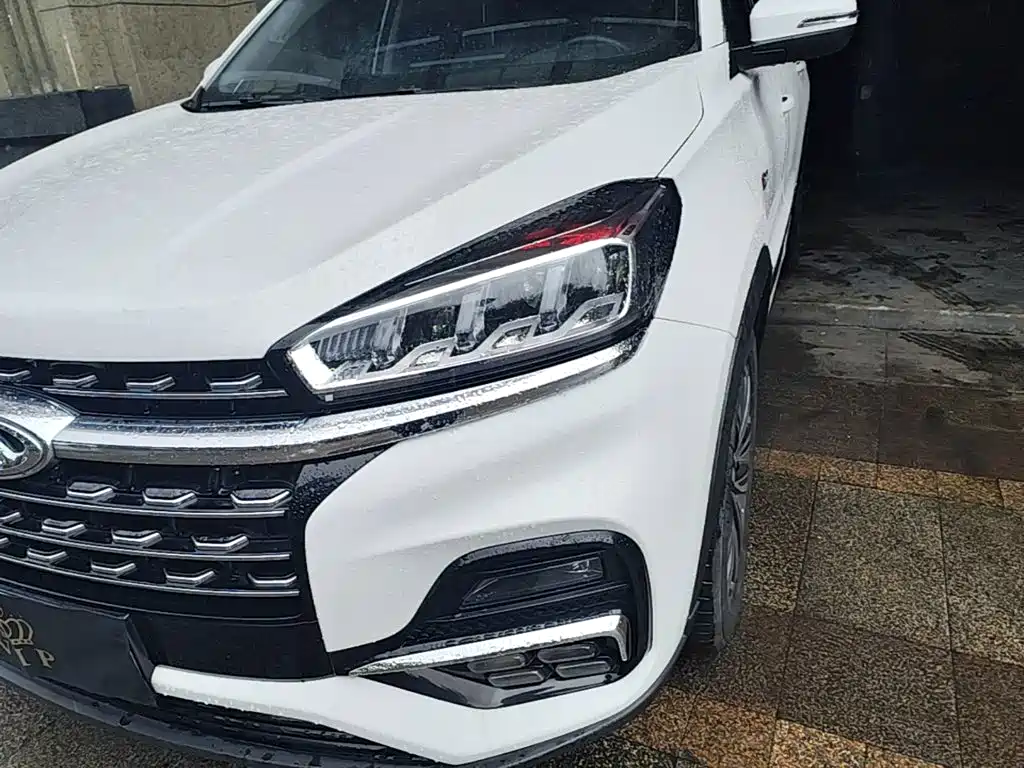 Chery Tiggo 8 2022 — фото 24