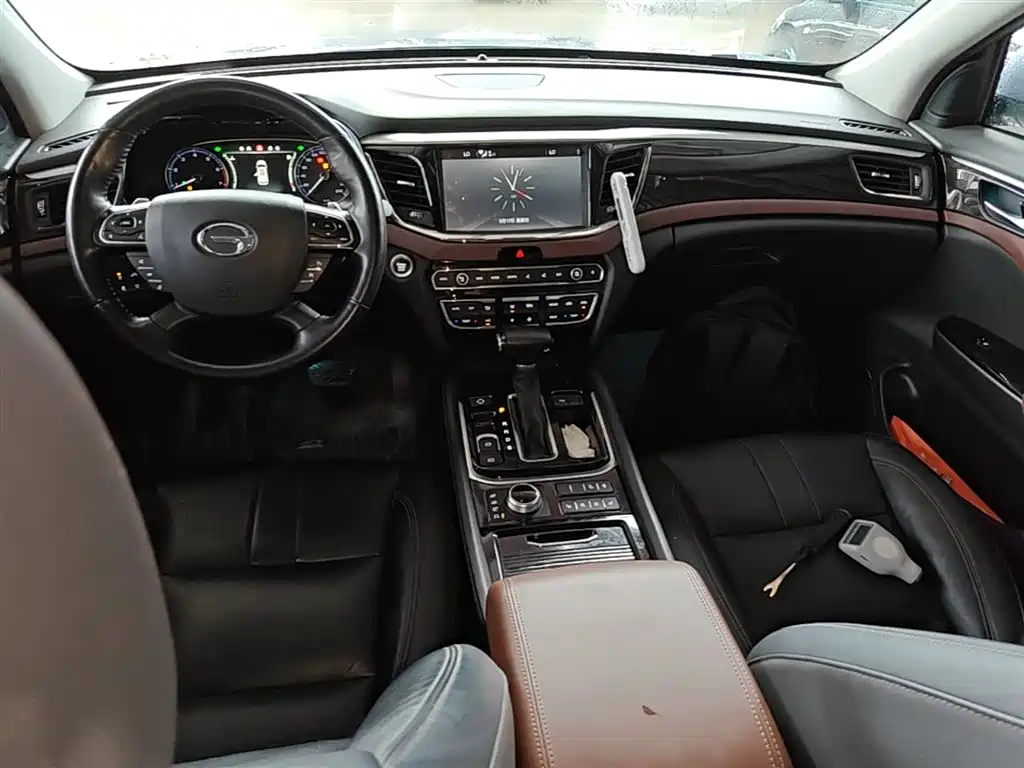 GAC Motor Trumpchi GS8 2018 — фото 10