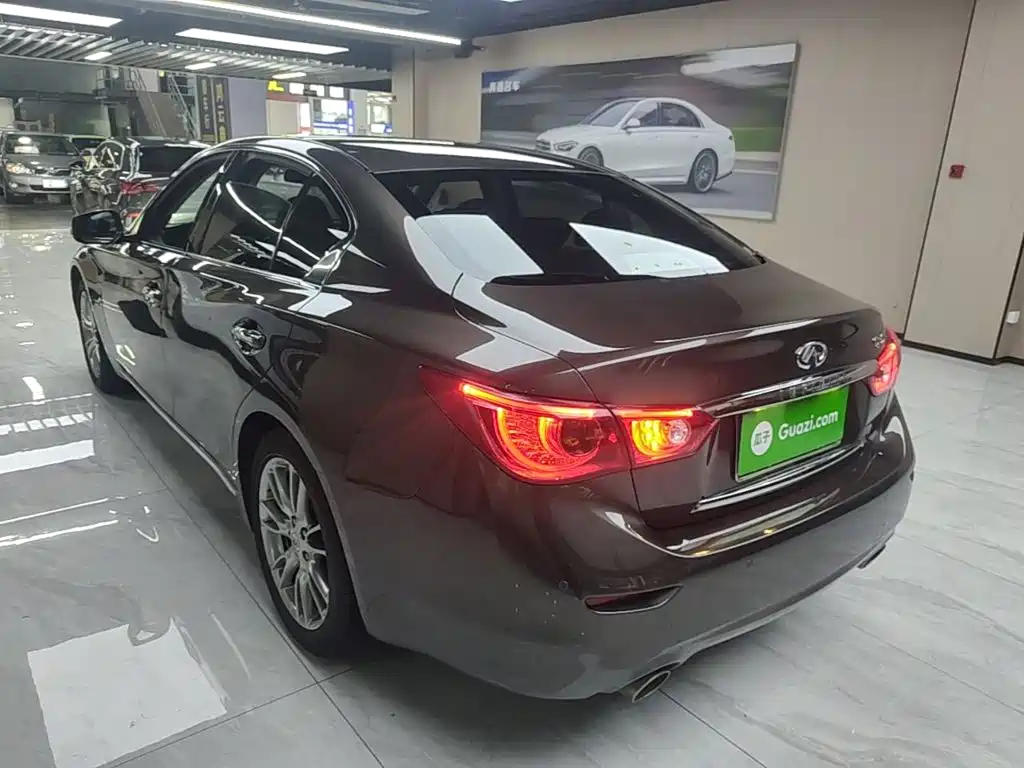 Infiniti Q50L 2017