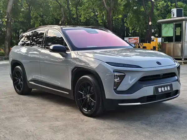 NIO ES6 2020