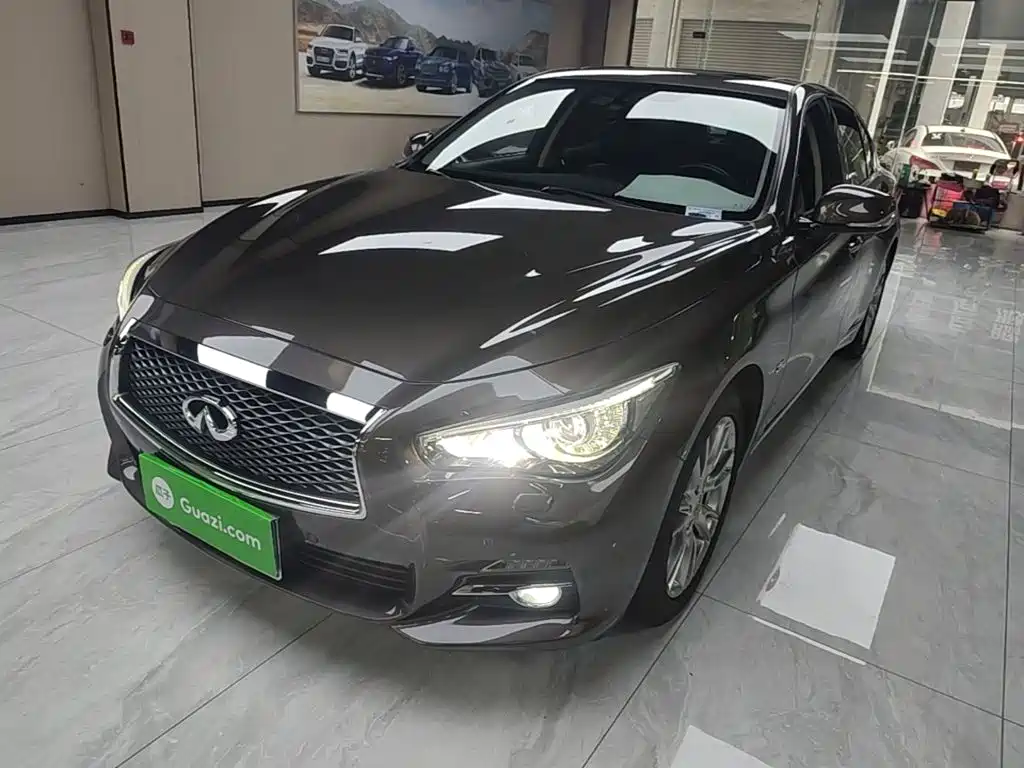 Infiniti Q50L 2017