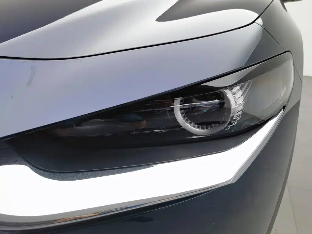 Mazda CX-30 2025
