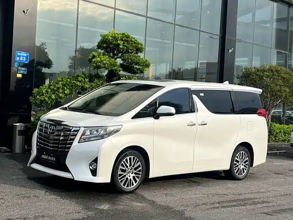 Toyota Alphard 2016