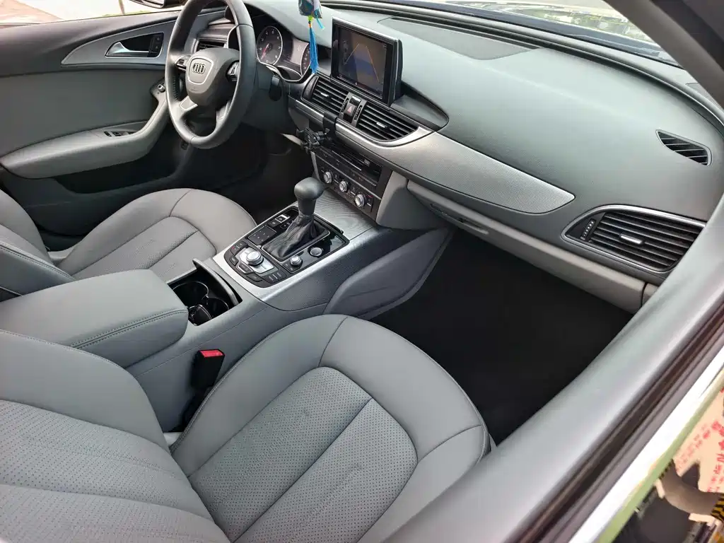 Audi A6L 2014 — фото 13