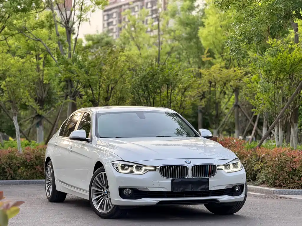 BMW 3 Series 2019 — фото 3